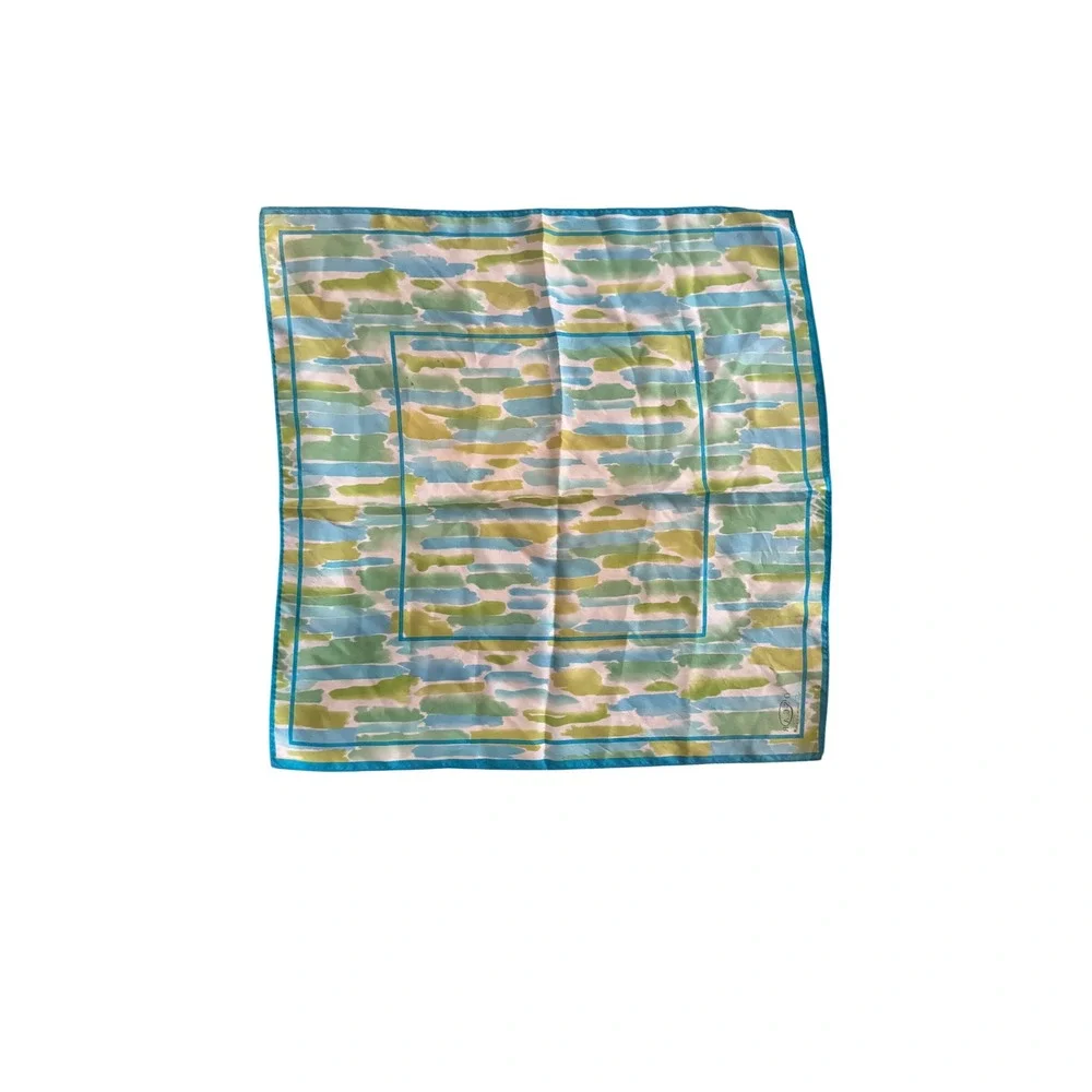 Oscar de la Renta color headscarf border