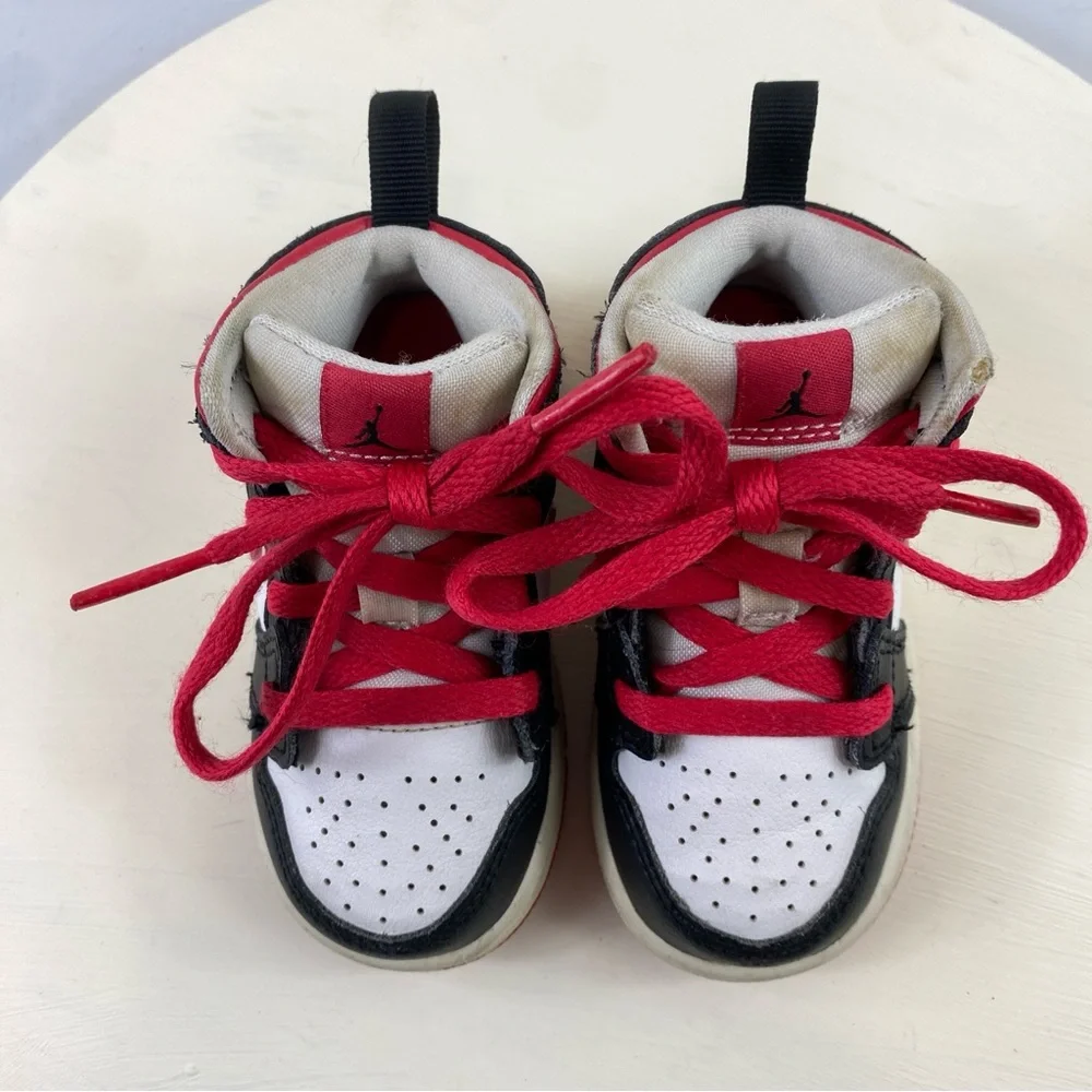 Nike light may wear