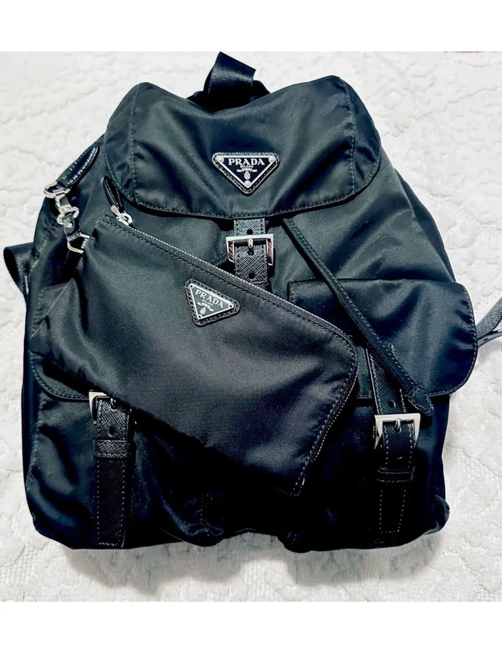 Prada this lightly