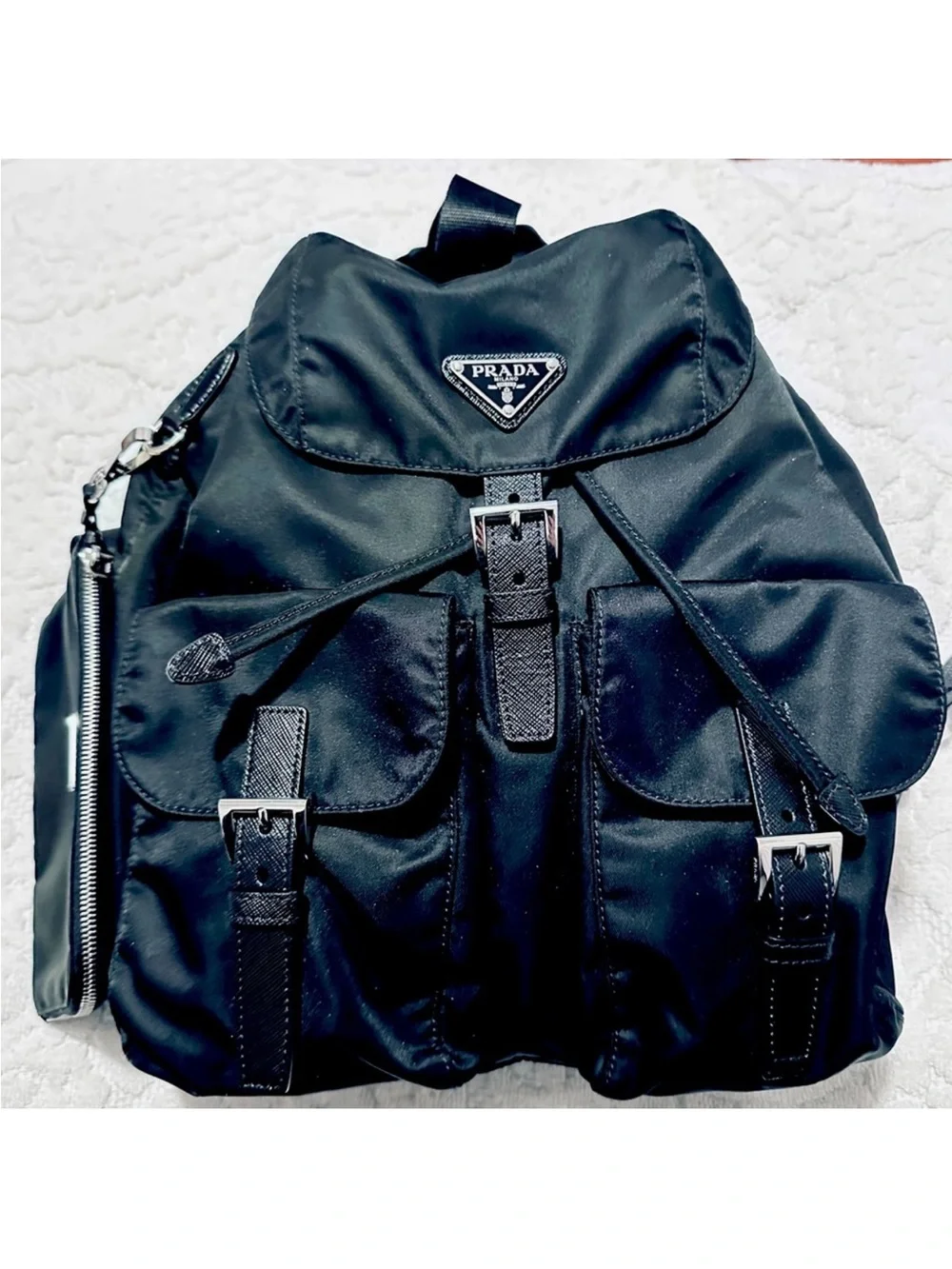 Prada this lightly