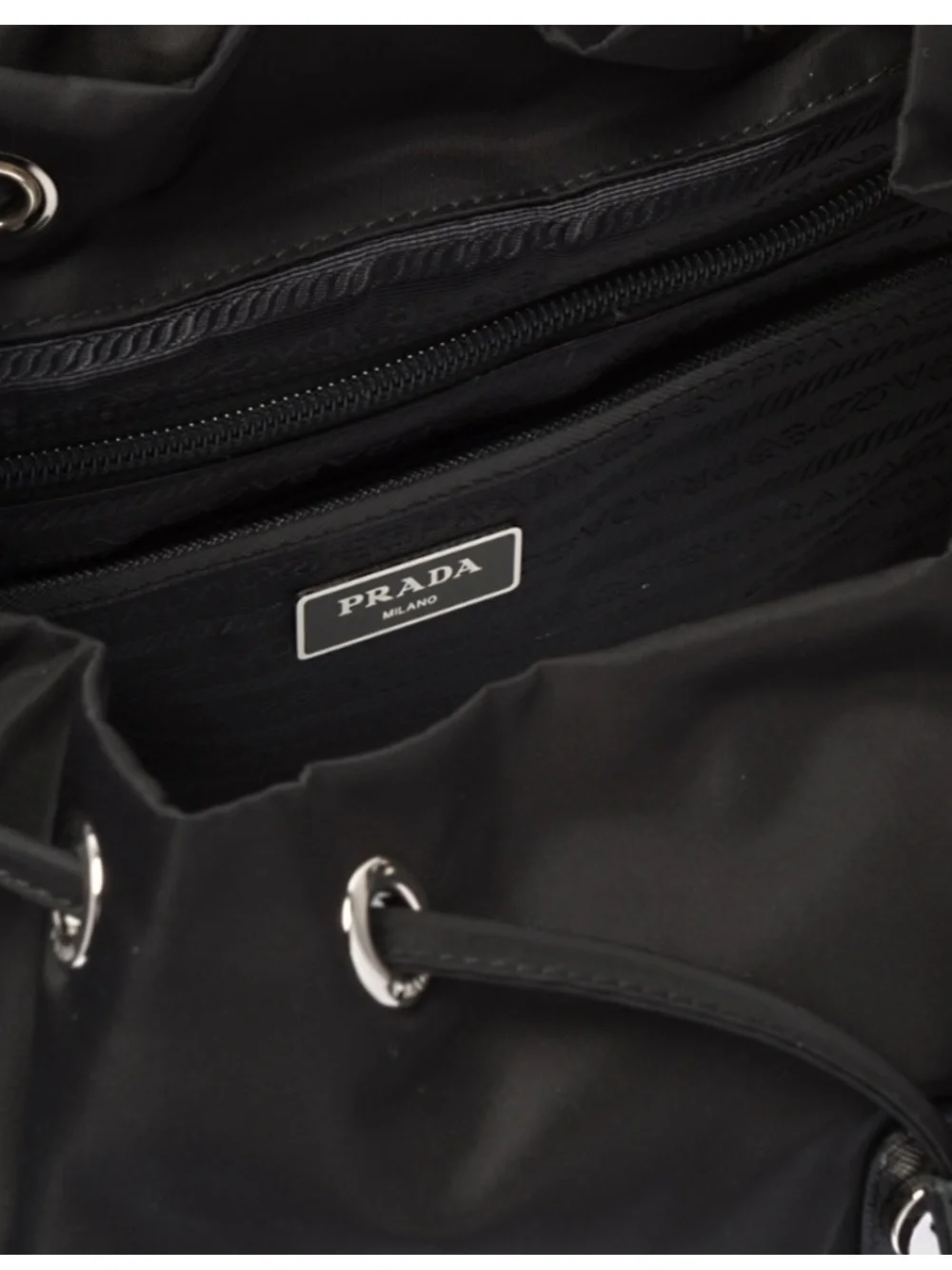 Prada this lightly