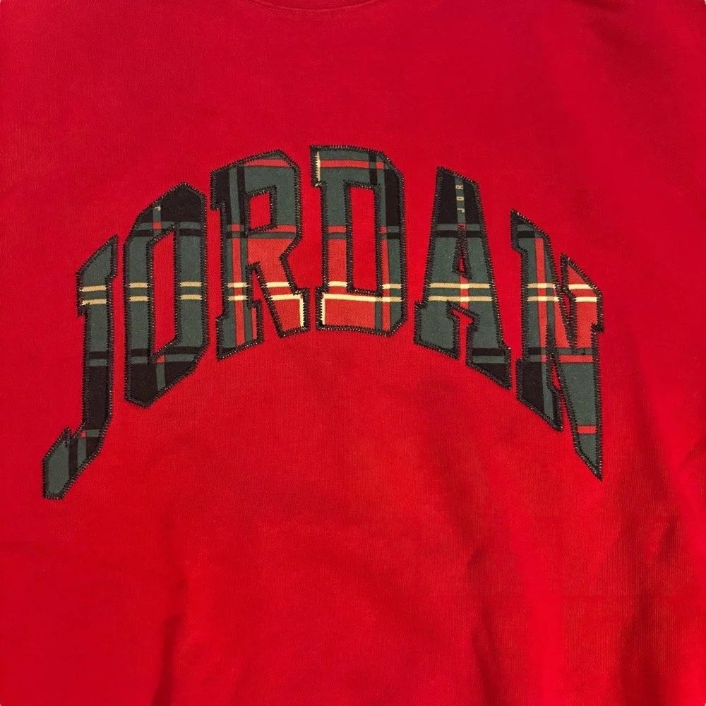 Jordan Brand Plaid Holiday Sweatshirt Red‎ Mens Small Casual Festive Fleece