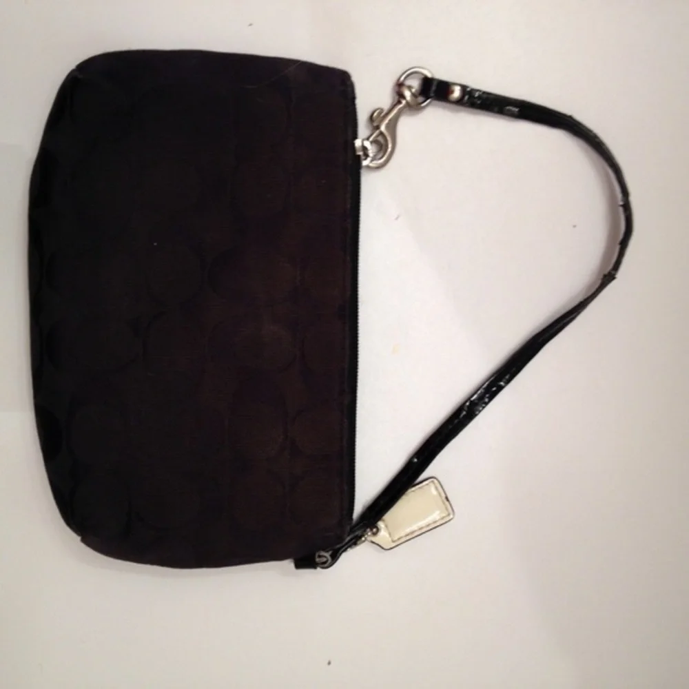 Coach strap cracked