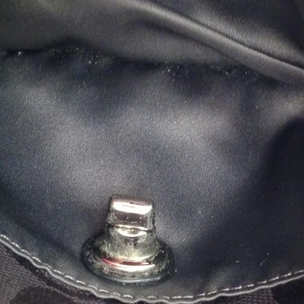 Coach strap cracked