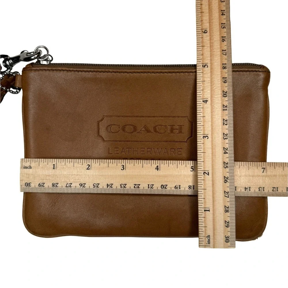 NWOT Coach Vintage Heritage Leather Wristlet w/ Mini Bag Charm