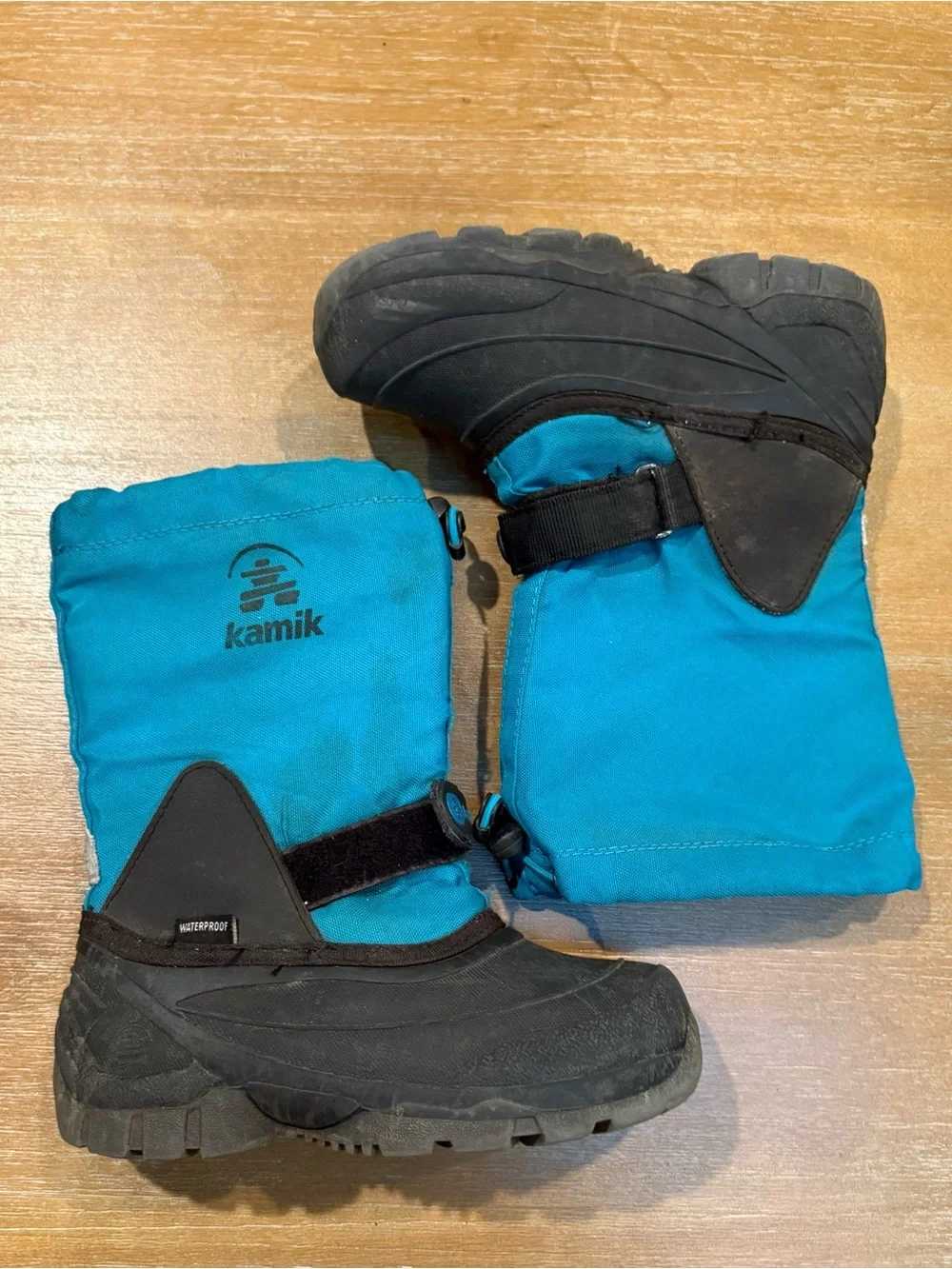 Kamik good used