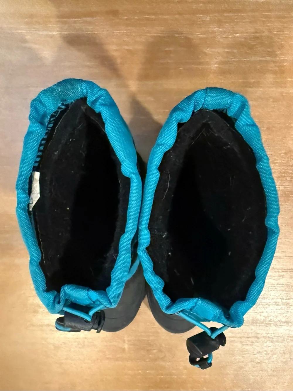 Kamik good used