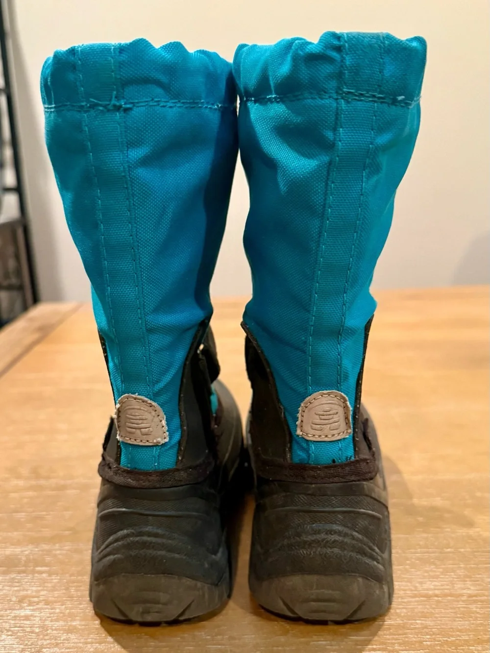 Kamik good used