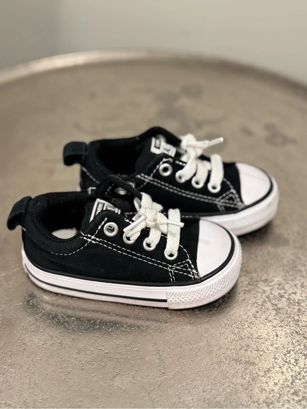 Converse laces classic white