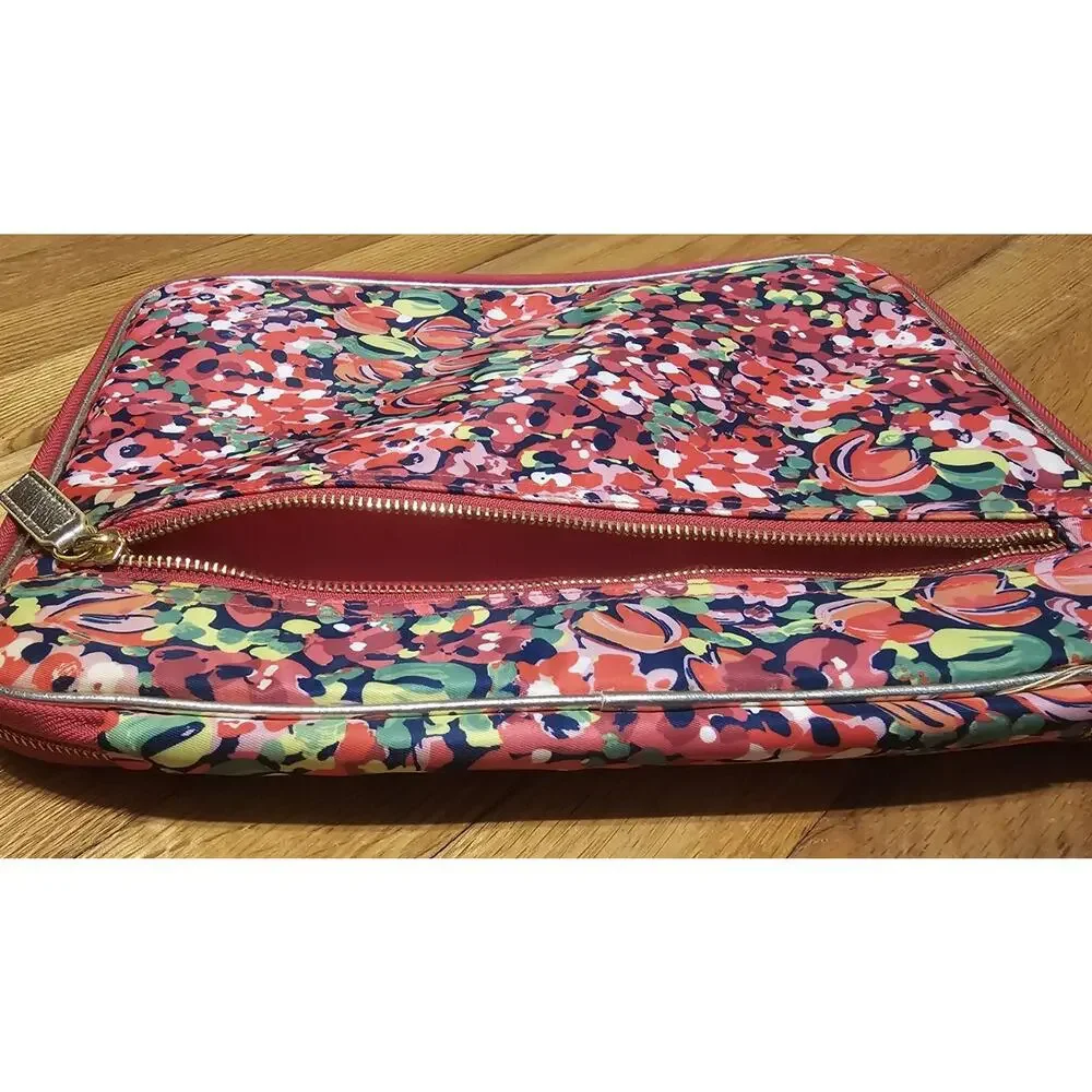 Lilly Pulitzer bring splash