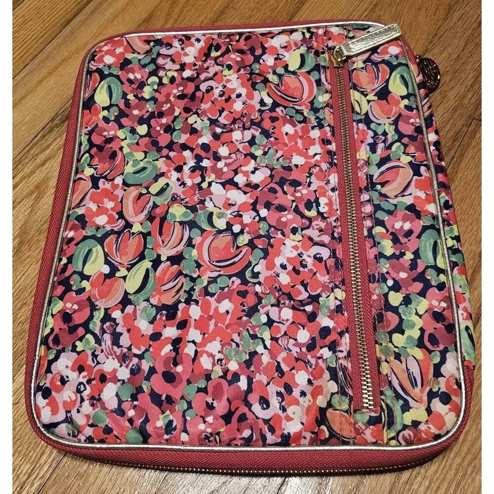 Lilly Pulitzer bring splash