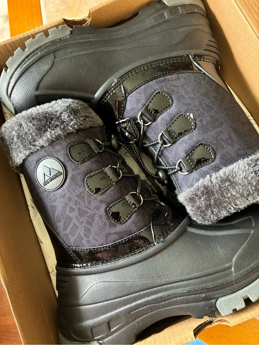 Nova mountain cozy insulated