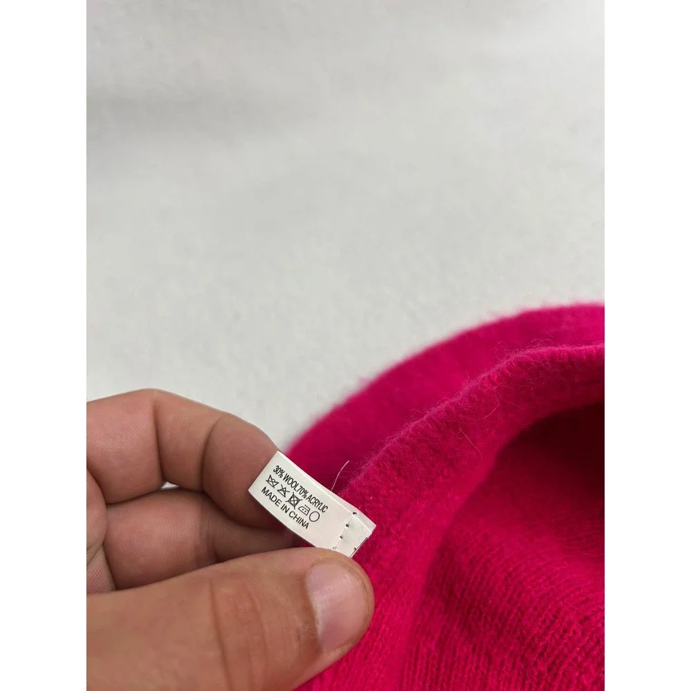 Hat To Socks brand hat