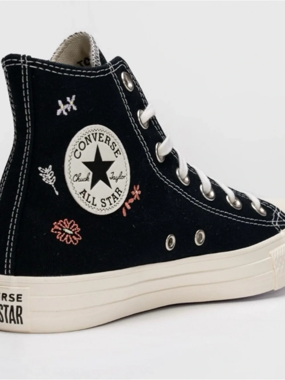 Converse questions comment she