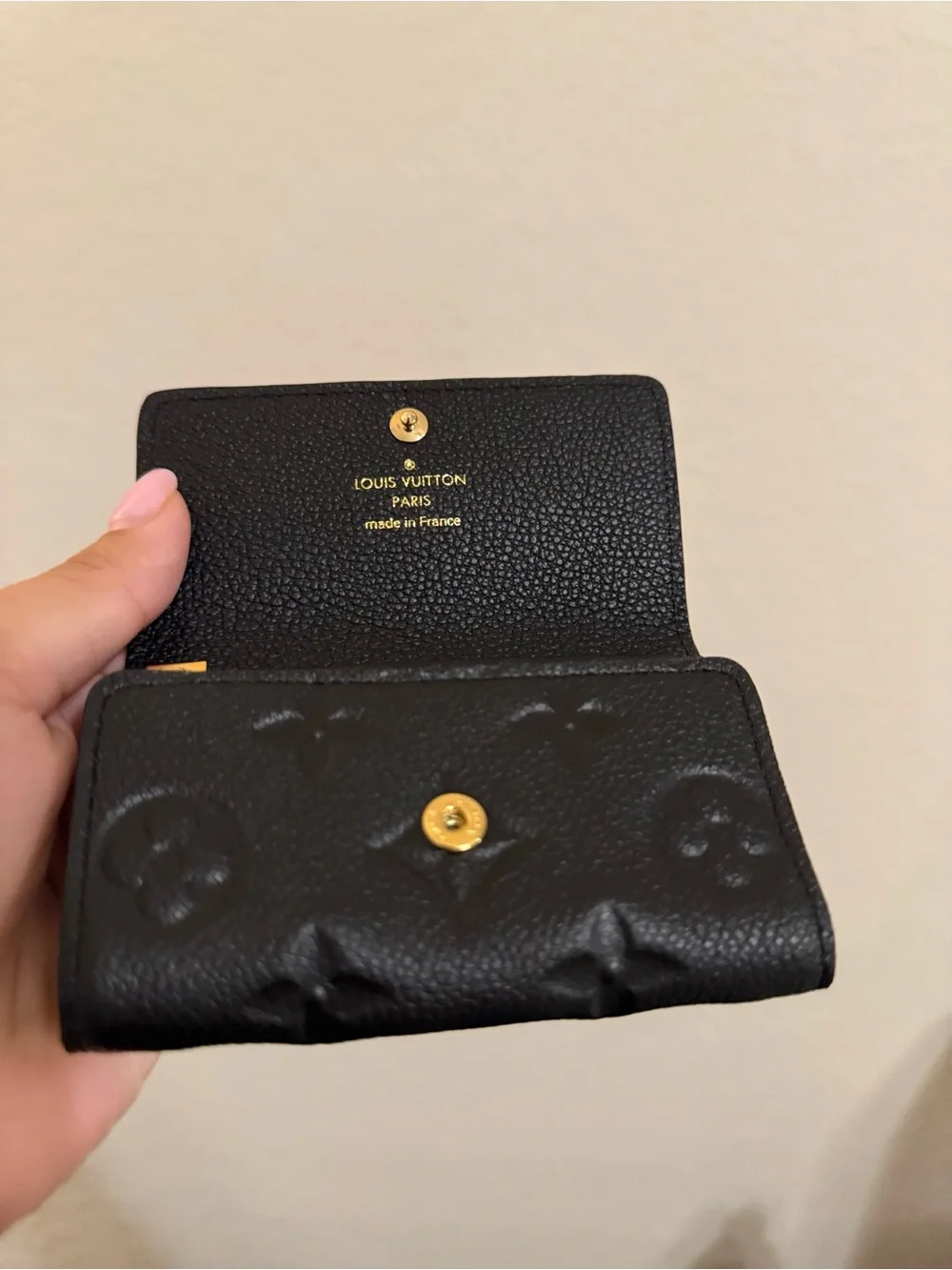 Louis VUITTON M64421 6 Key Holder pouch black monogram
