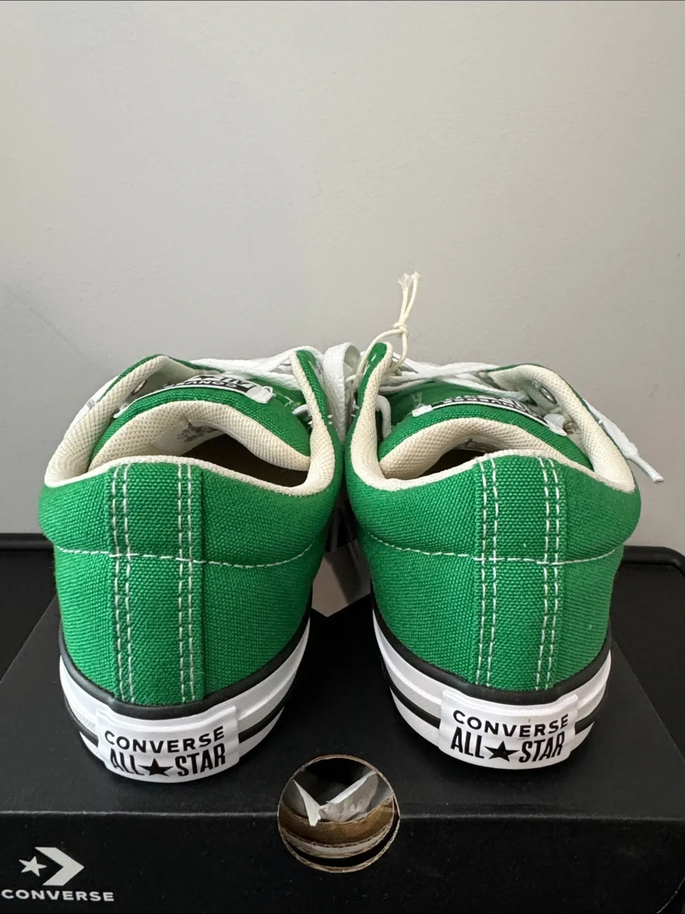 Converse canvas upper
