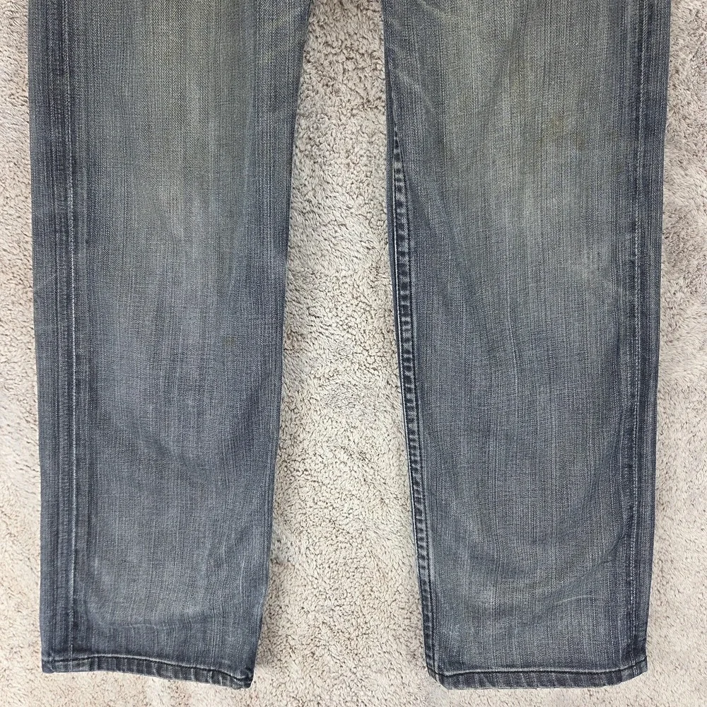 Levis 13628 important