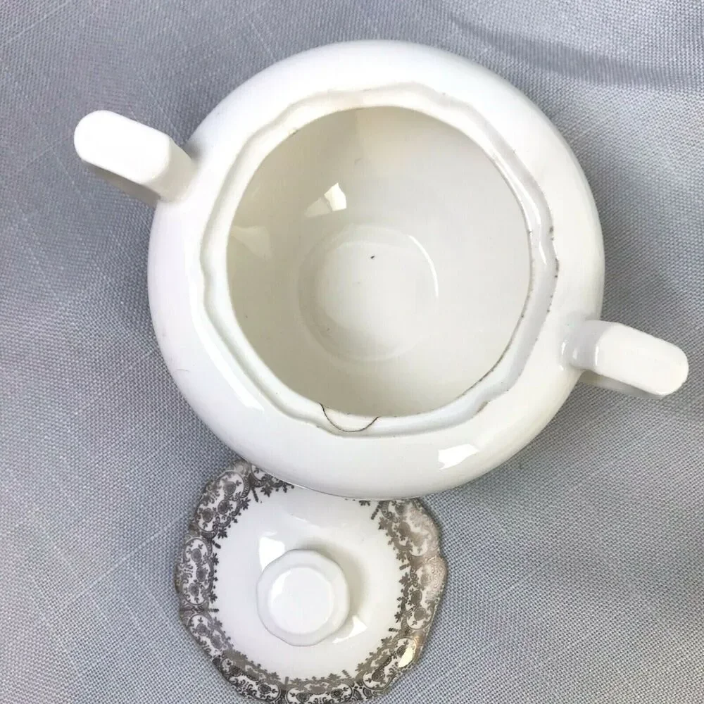 Unmarked vintage creamer
