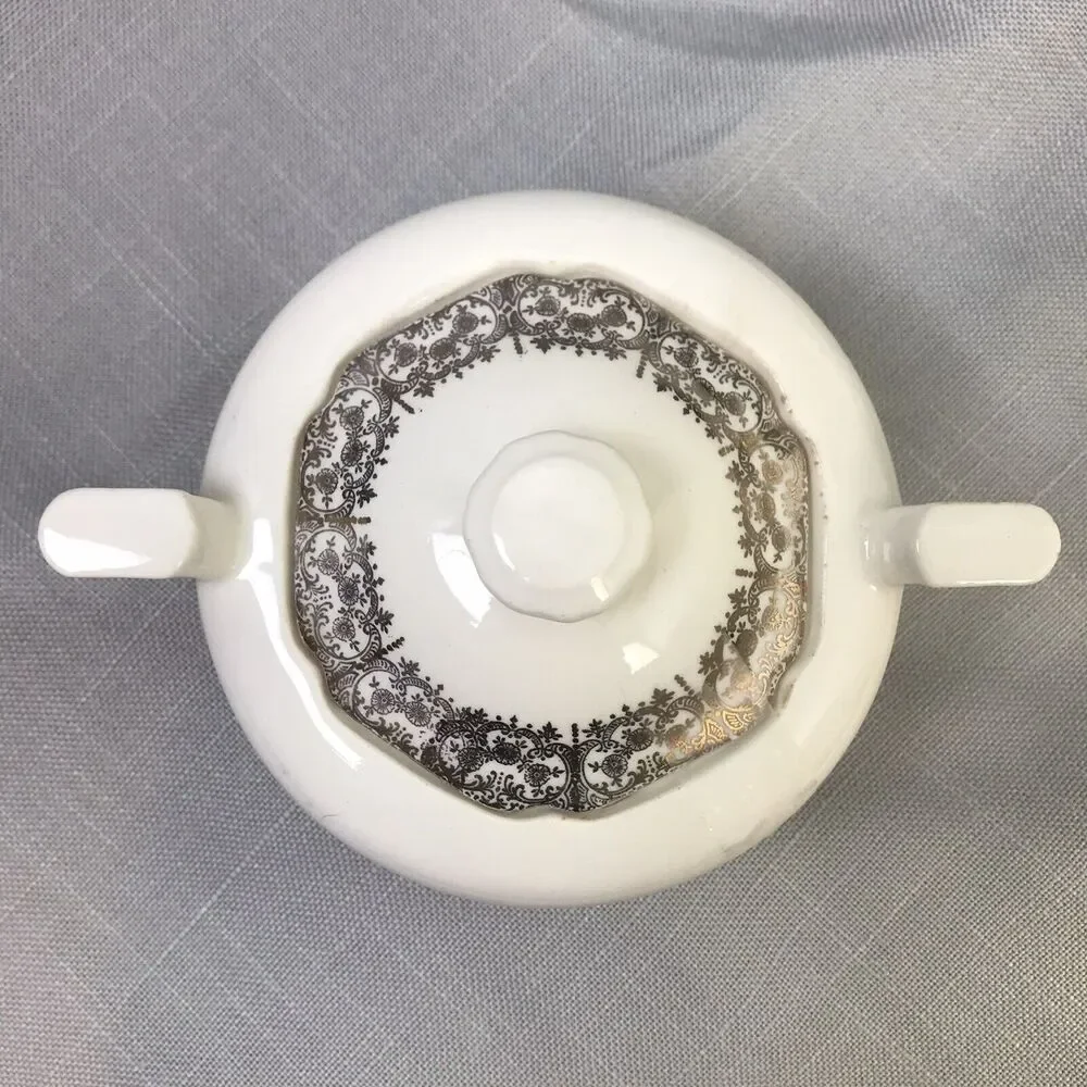 Unmarked vintage creamer