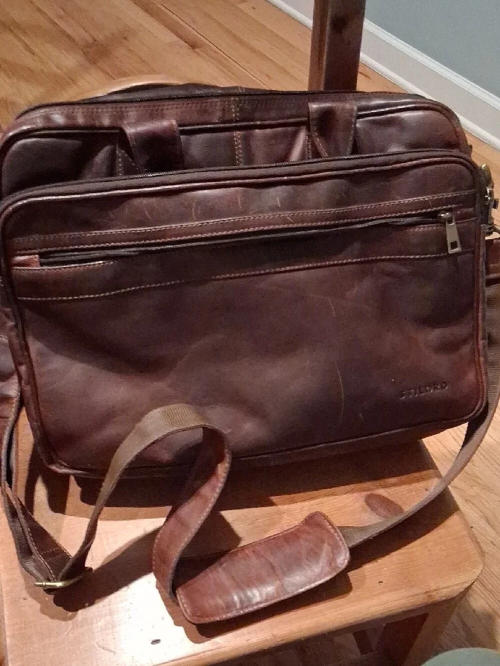 N/A brown leather