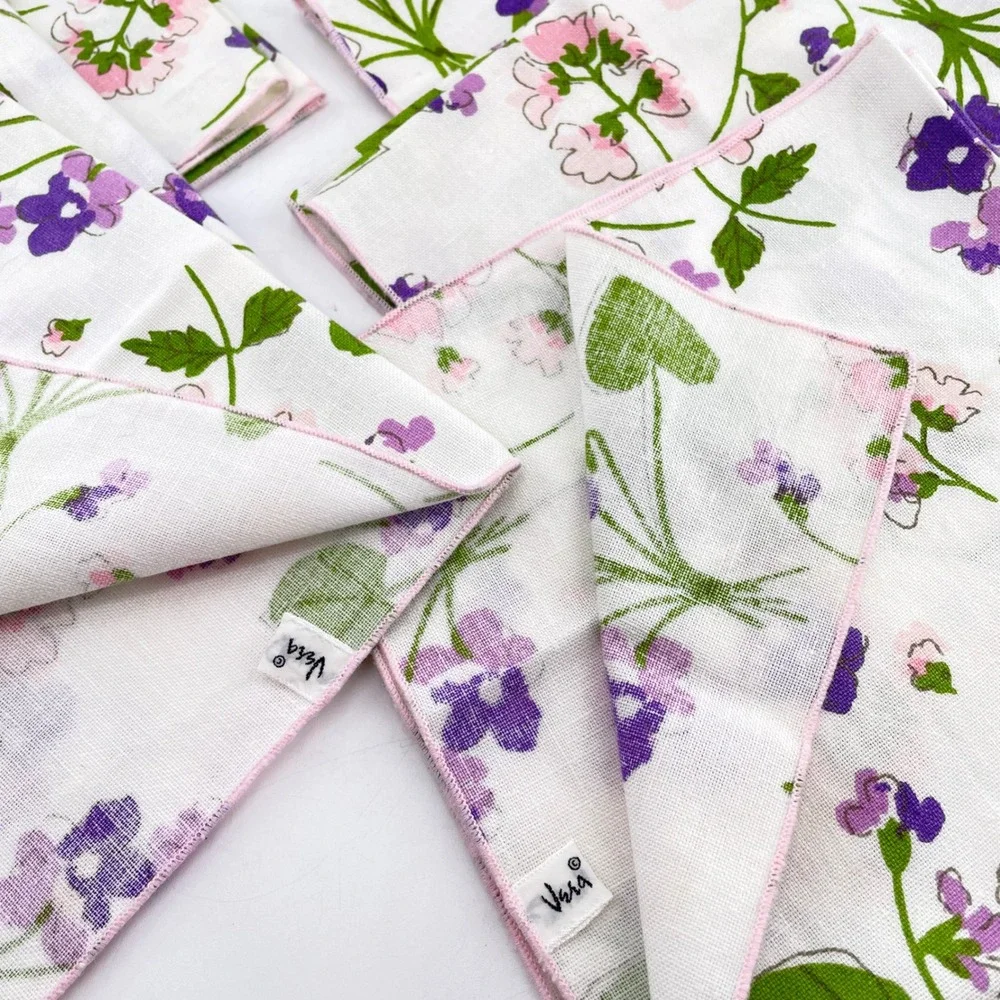Vera Neumann 60-70s Floral Napkins x8 Crisp Vibrant Purple Violets Pink Edge Tag