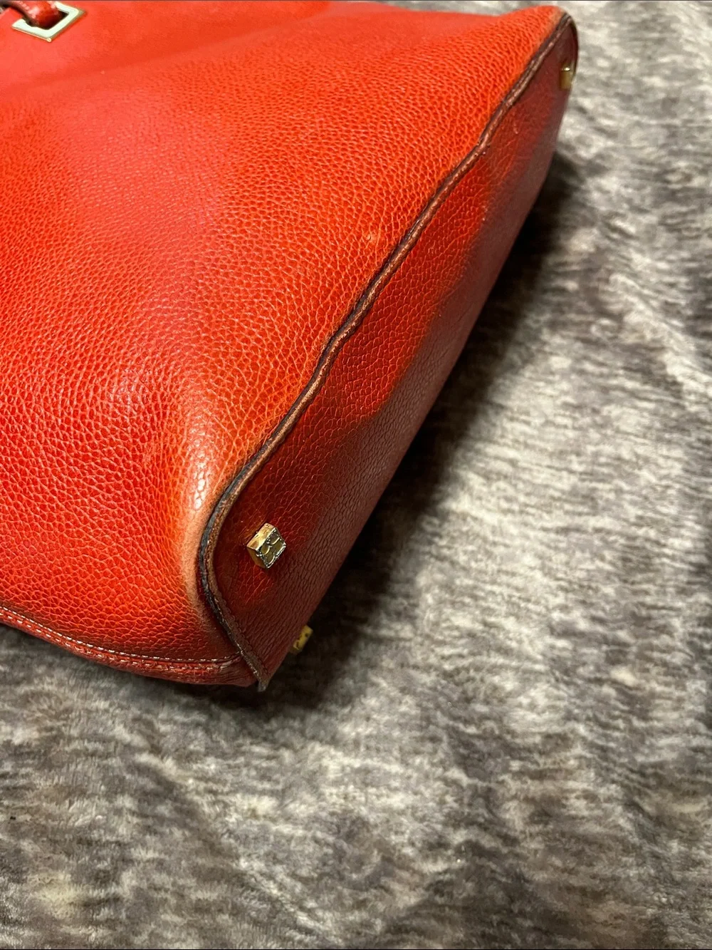 kate spade spacious pebbled