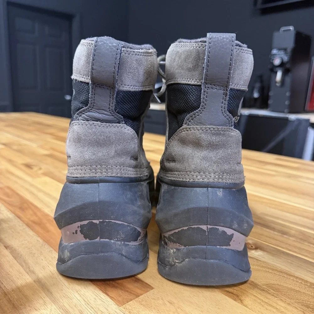 Sorel buxton lace
