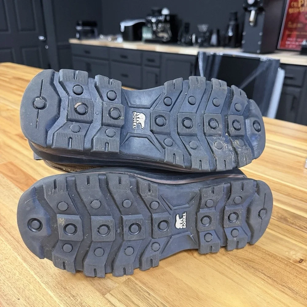 Sorel buxton lace