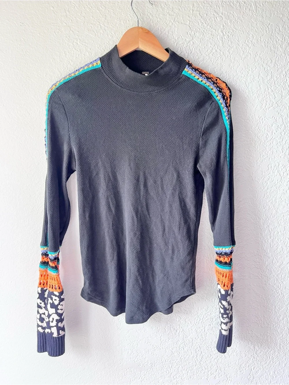 Free People Charcoal Switch It Up Cuff Thermal Sweater Top Sz L