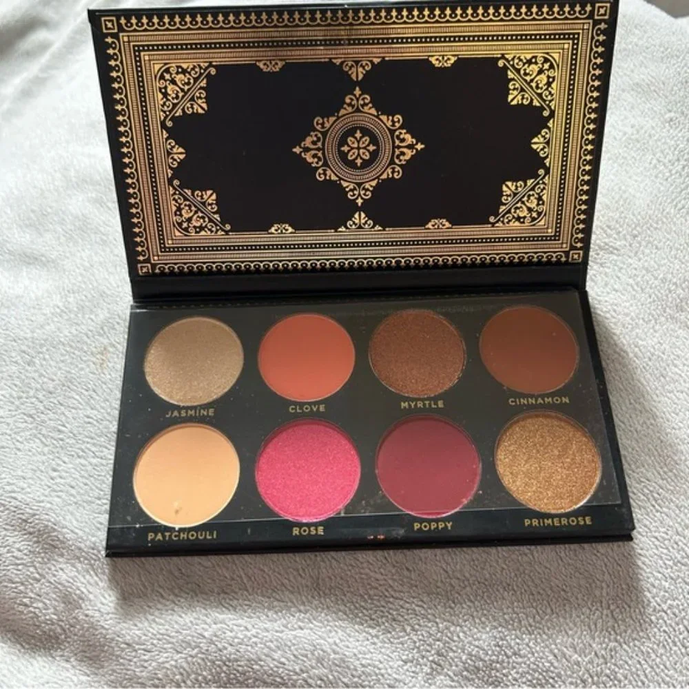 Ace Beaute Grandiose Palette- NEW