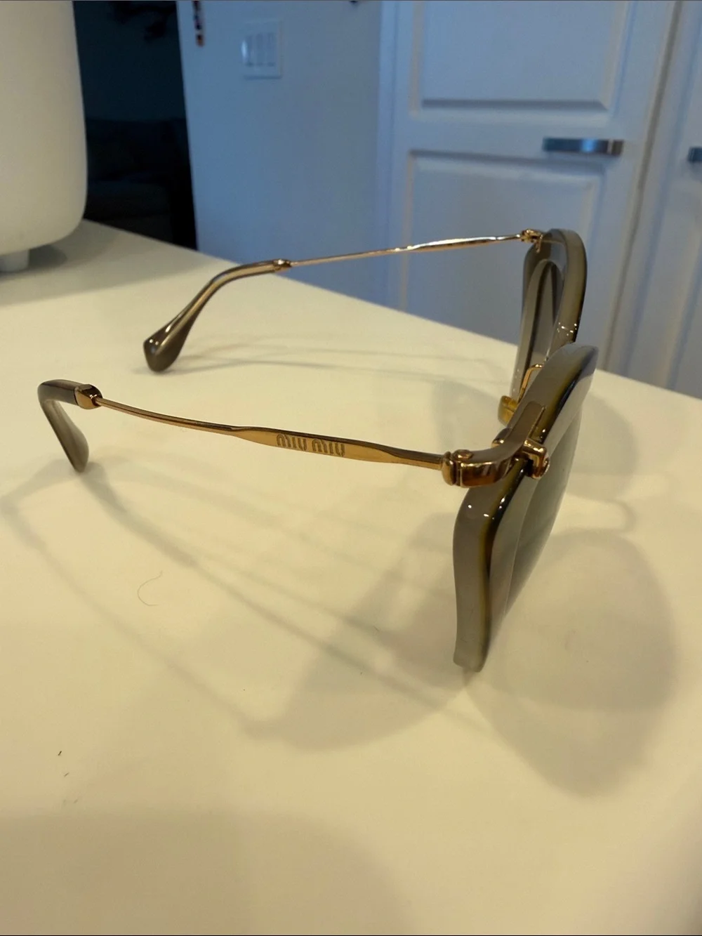 Miu Miu Tortoiseshell Cat-Eye Sunglasses - Brown Lenses