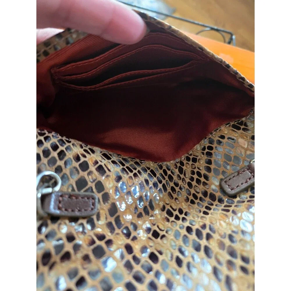 HOBO viewing expandable magnet