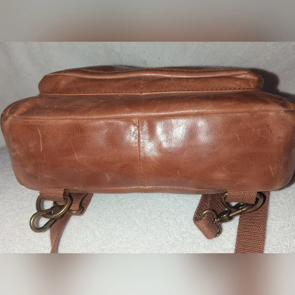 The Sak elegant tan