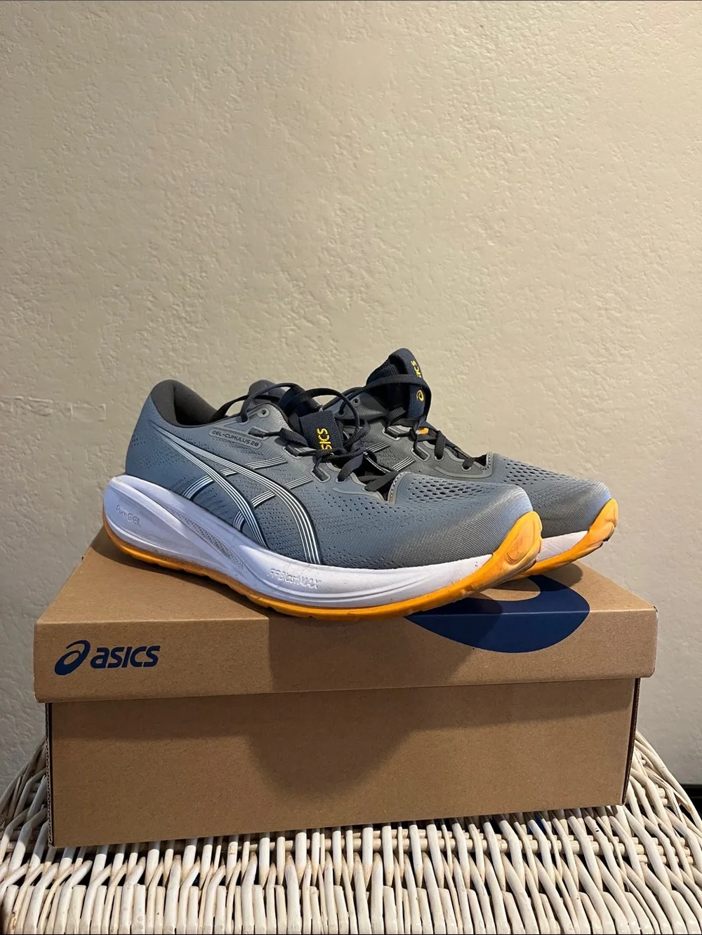 ASICS Men's Gray Athletic Running Shoes with Orange Outsole (Gel-Cumulus 28)
