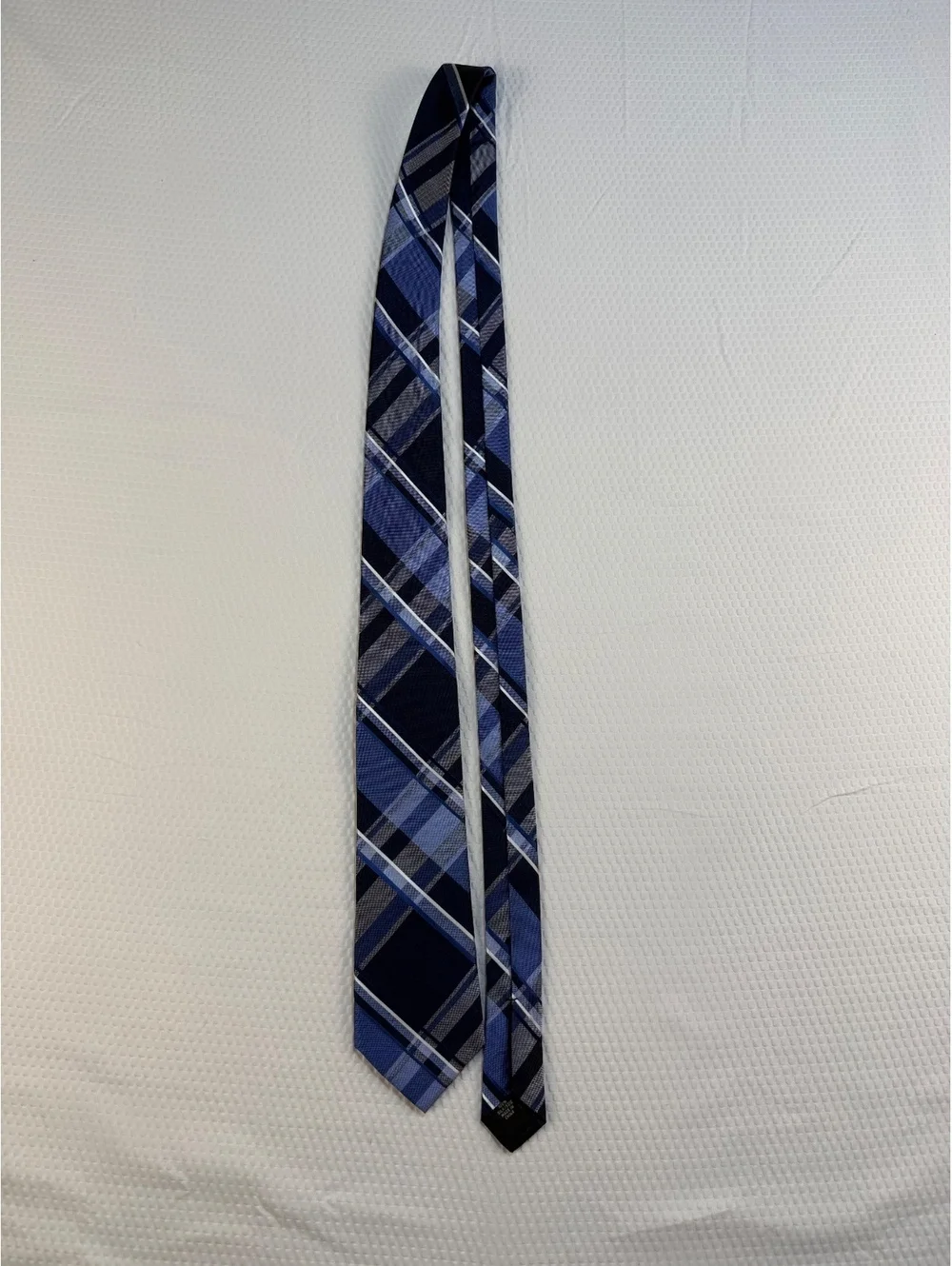 Michael Kors Mens 100% Silk Tie Blue Navy Plaid Necktie Preppy Business