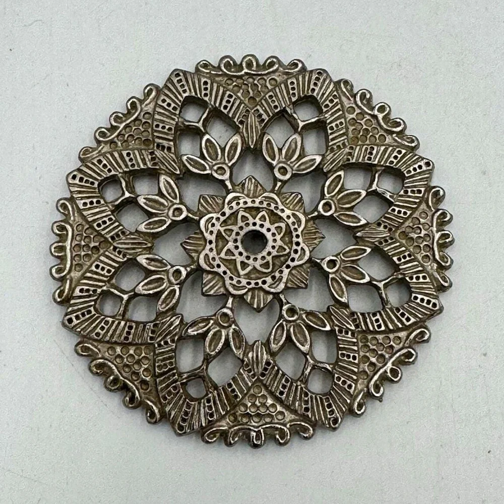 Silver Plate Round Pierced Trivet Hot Plate Decorative Tabletop Serving Stand