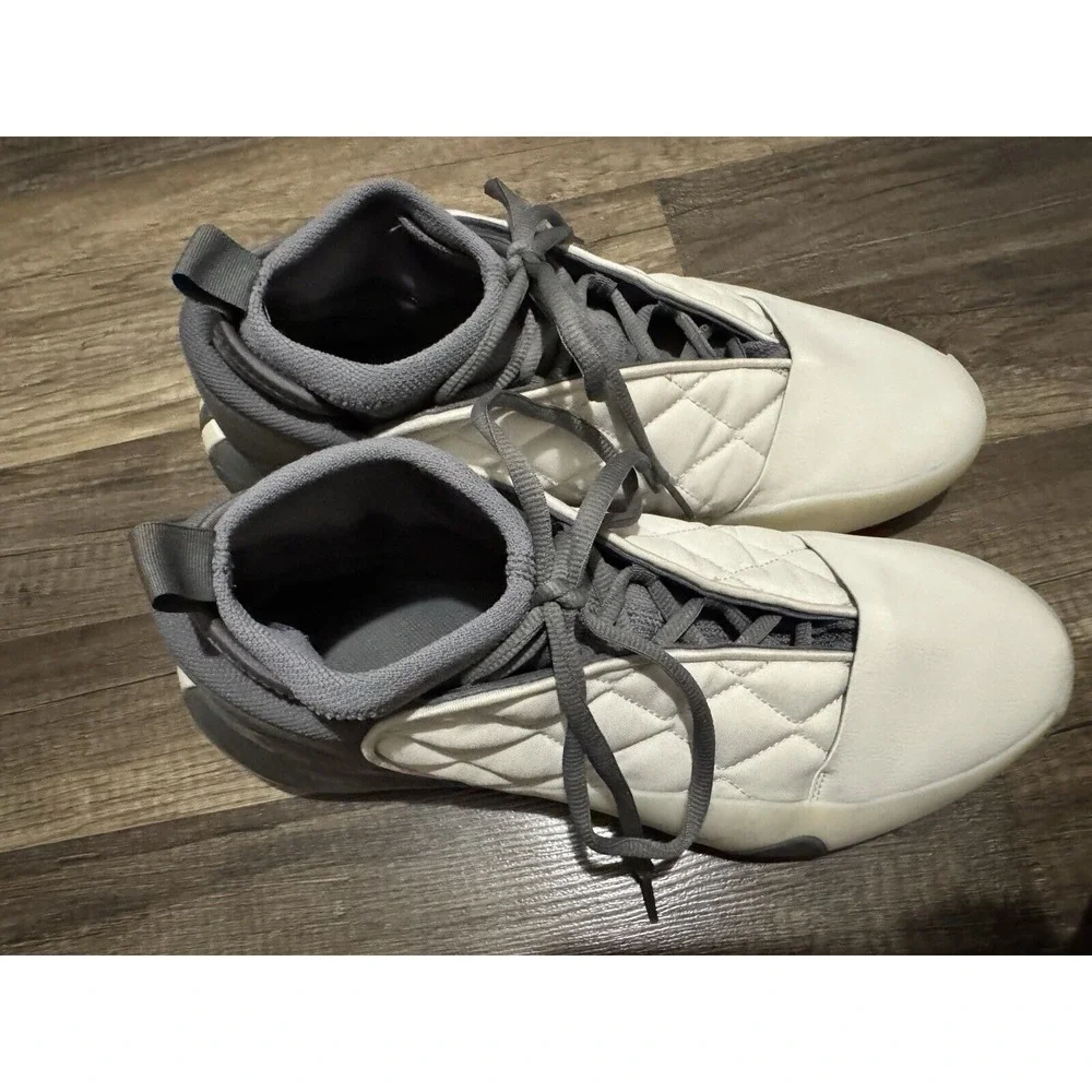 Adidas Harden Volume 7 Chalk‎ White Grey Athletic Shoes Men's Size 12 (IE9257)