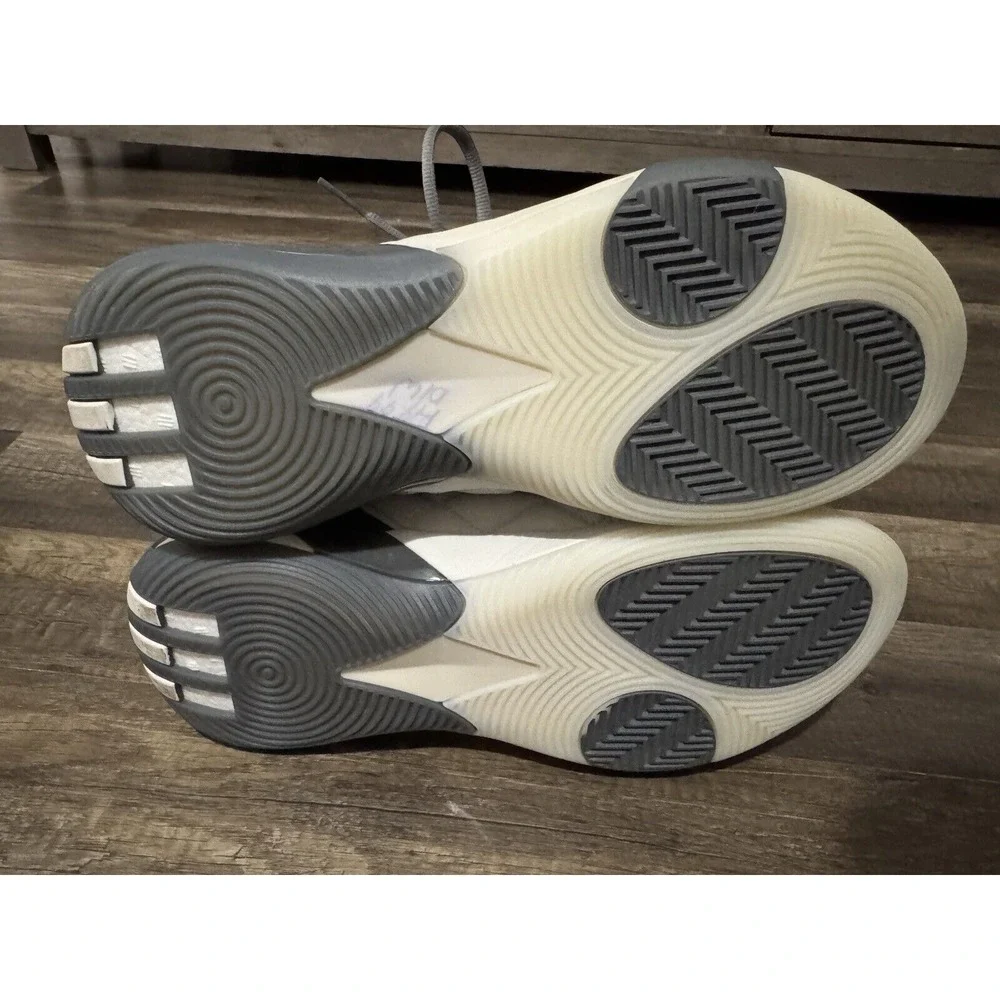 Adidas Harden Volume 7 Chalk‎ White Grey Athletic Shoes Men's Size 12 (IE9257)