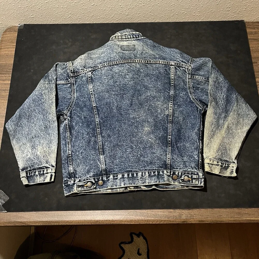 Levis this vintage