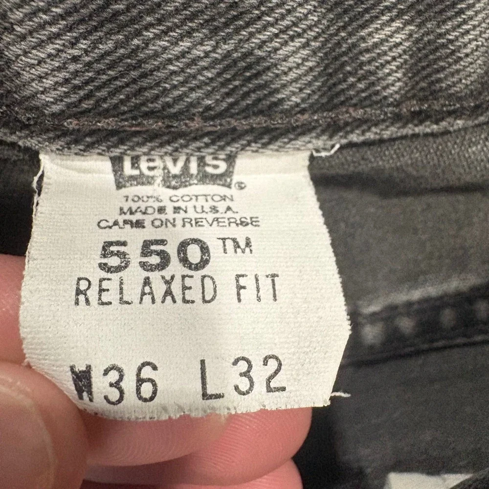 Vintage Levis 550 Relaxed Fit Jeans Mens 36x32‎ Faded Black Made in USA Denim