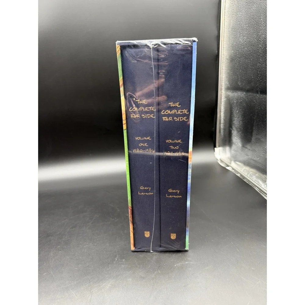 THE FAR SIDE 2 VOLUME COMPLETE SET SEALED‎