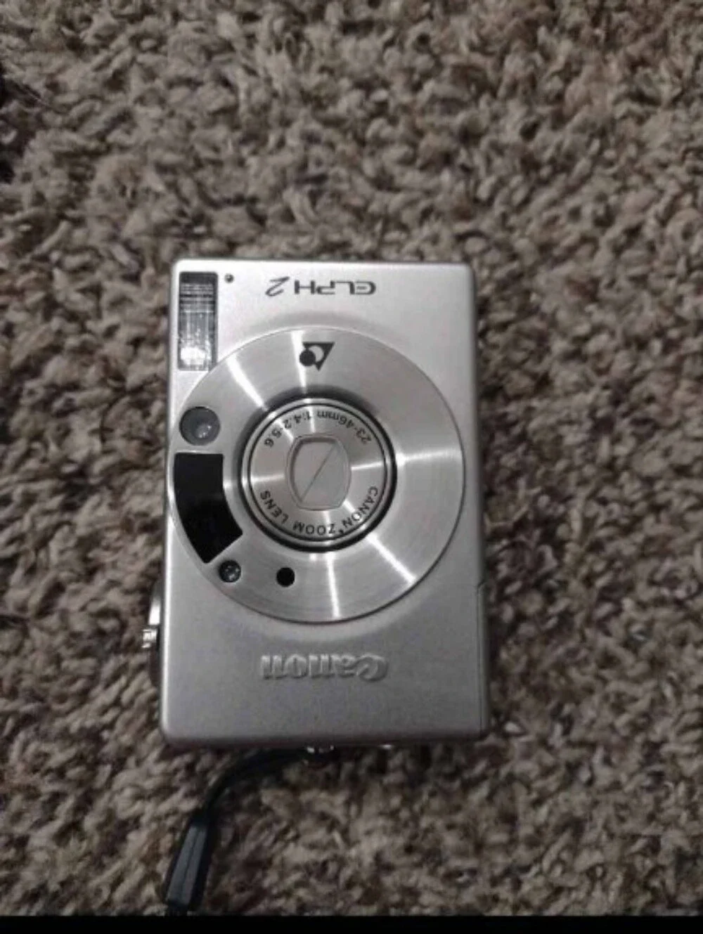 Canon Compact Point-and-Shoot Digital Camera - Silver