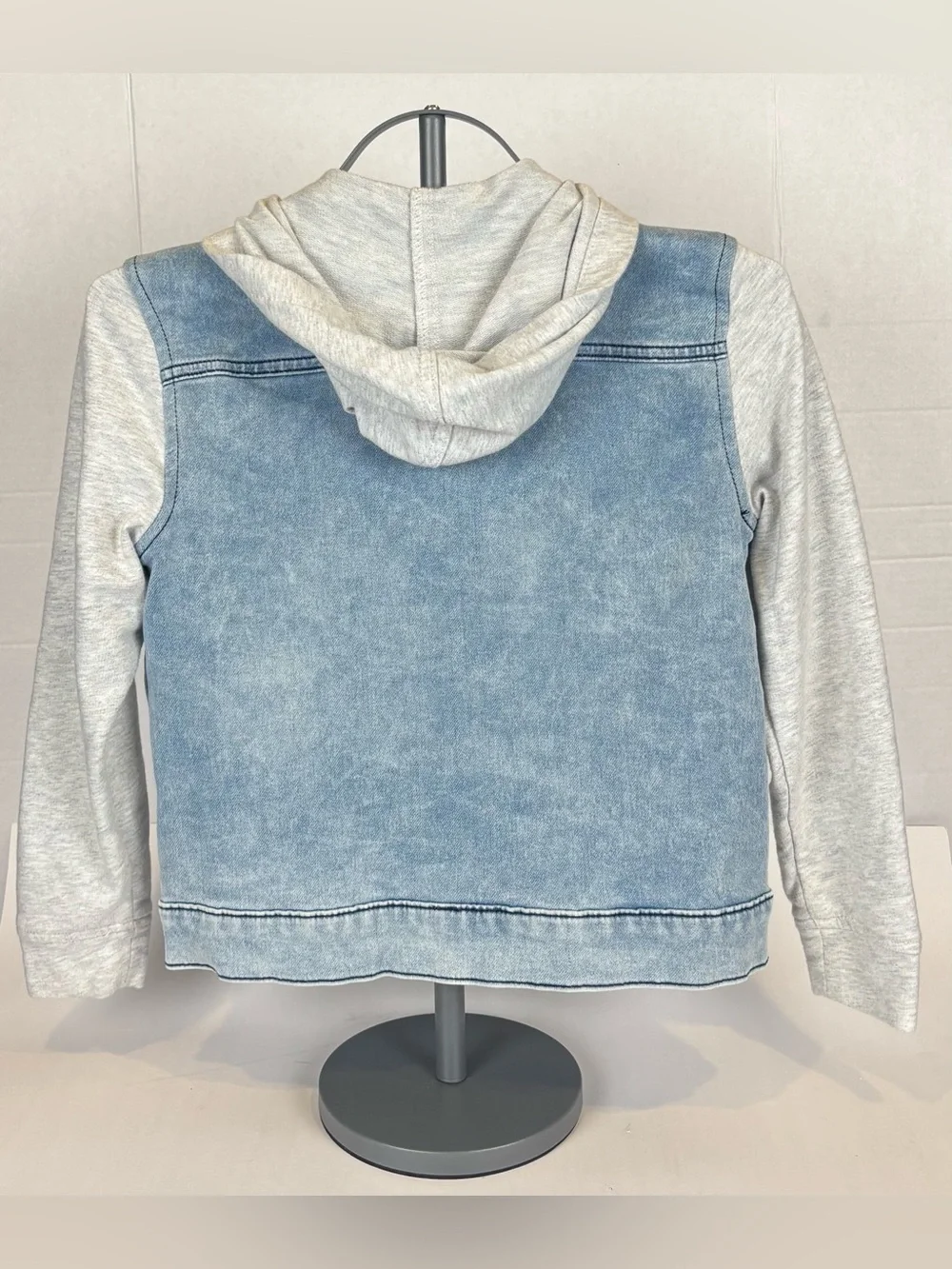 Art Class Kids Denim Hoodie Jacket Light Wash Gray Sleeves Size M 8/10