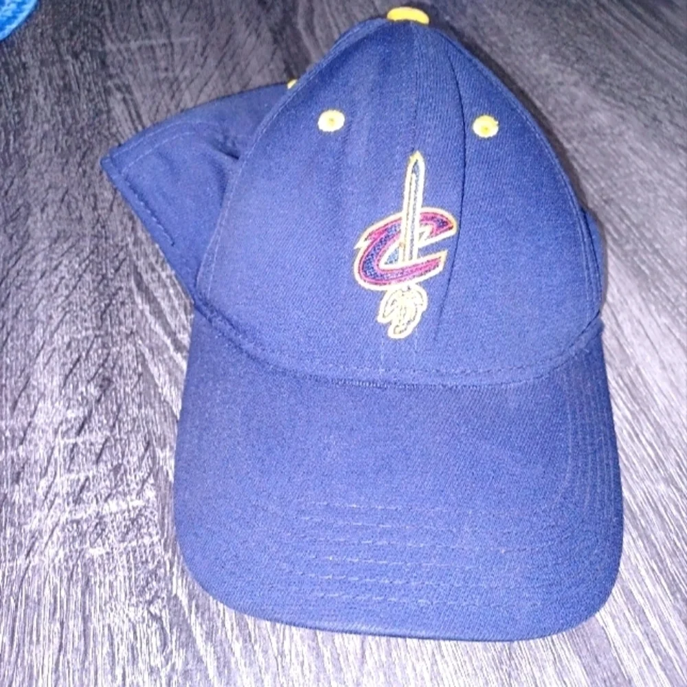 Youth Cleveland Cavaliers Hat (OSFM)