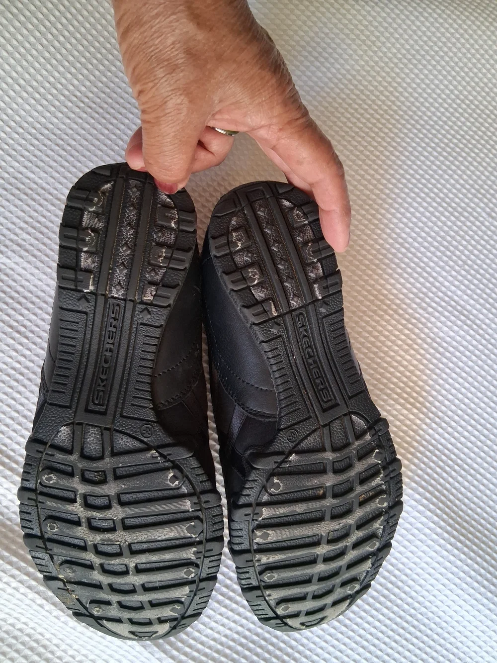 Skechers comfortable black