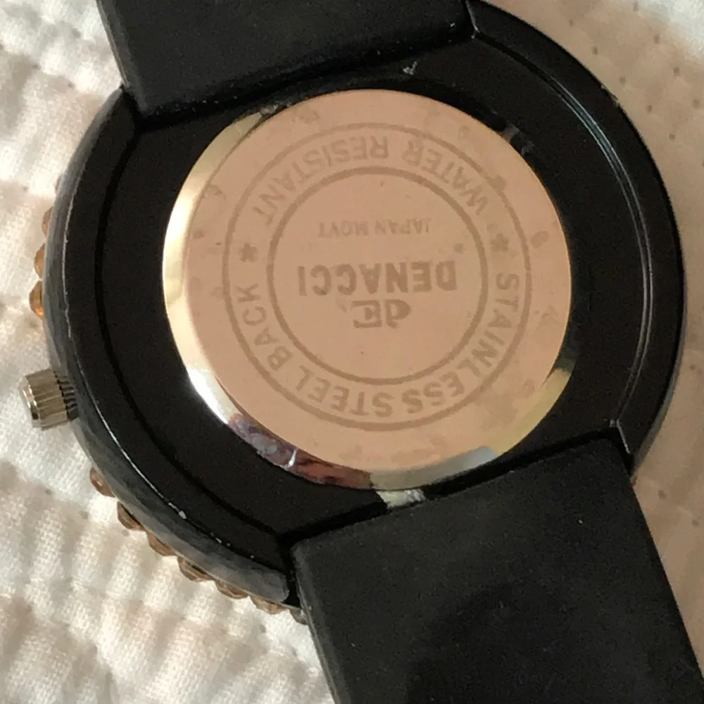 Denacci battery rubber