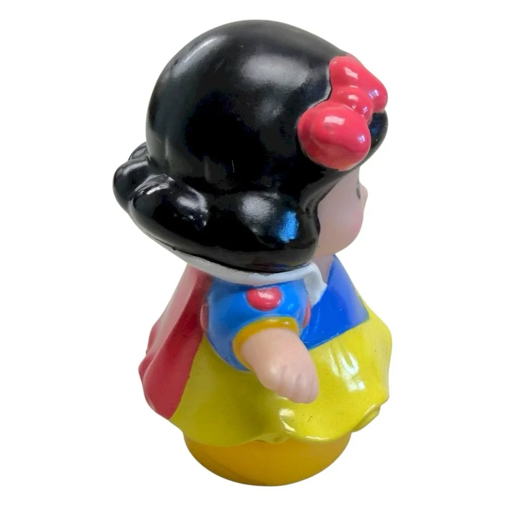 Fisher Price Little People Disney Princess Snow White Figure with Apple‎