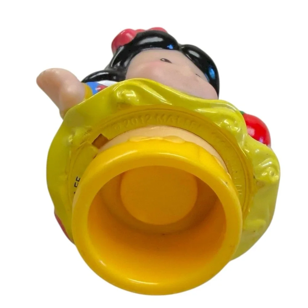 Fisher Price Little People Disney Princess Snow White Figure with Apple‎