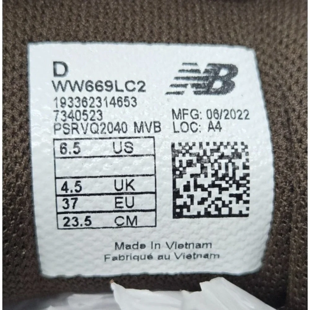 New Balance this pair