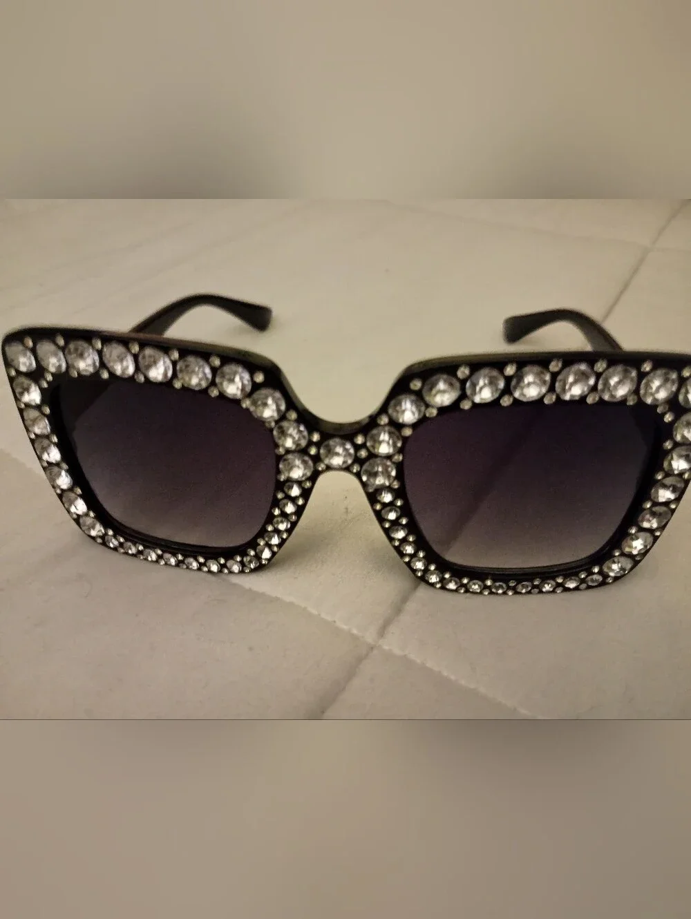 Circus by Sam Edelman RHINESTONE SHADES/Black Framest
